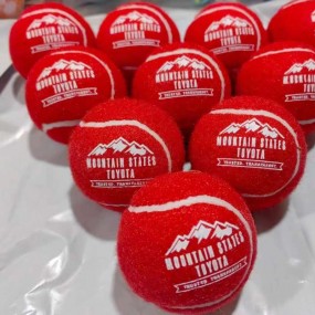 Tennisballen met logo