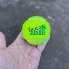 Fluorgele tennisballen met logo bedrukken
